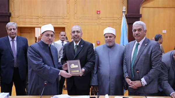 رئيس جامعة الأزهر