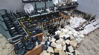 تنظيم الاتصالات يزيل شبكات غير شرعية بالجيزة والبحيرة تؤثر سلبًا على جودة الخدمات الصوتية