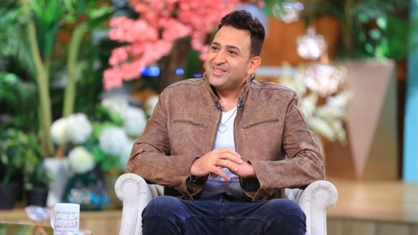 الشاعر الغنائي تامر