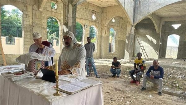 صلاة أول قداس في