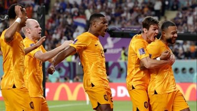 ملخص مباراة هولندا وأمريكا.. الطواحين أول المتأهلين إلى ربع النهائي