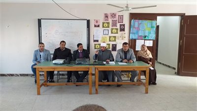 دورات تدريبية لتنمية مهارات شيوخ المعاهد الأزهرية ومعلمي اللغة الإنجليزية بالإسكندرية 