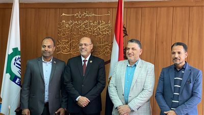 جبران يلتقي سرحان لبحث ترتيبات انضمام نقابة الإسعاف لـ اتحاد العمال