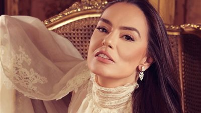 شريهان تعتذر لبدرية طلبة لعدم حضور زفاف ابنتها وتطلب زيارتها بالمنزل: أنا خجولة وصعب عليا الحضور 