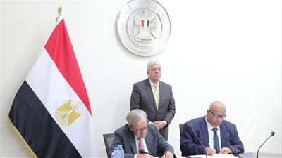 وزير التعليم العالي يشهد توقيع اتفاقية تعاون بين جامعتي القاهرة التكنولوجية وستراثكلايد البريطانية