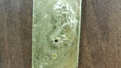 الجمارك تضبط محاولة تهريب سبيكة ذهبية