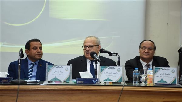 رئيس جامعة القاهرة