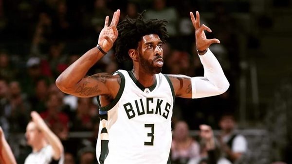 أوجي مايو لاعب كرة