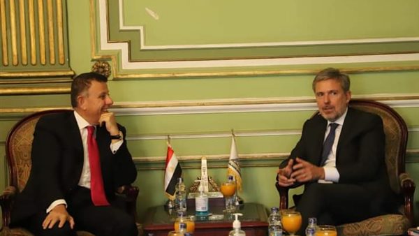 رئيس جامعة عين شمس