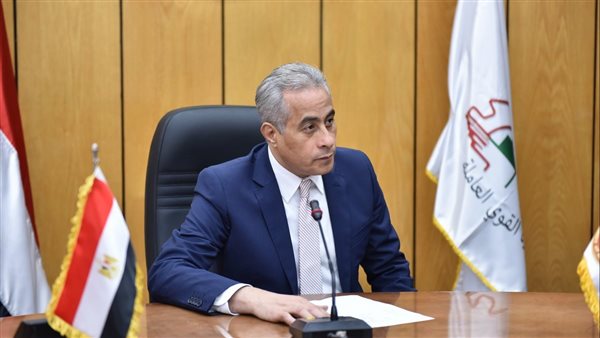 وزير القوى العاملة