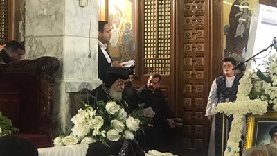 البابا تواضروس الثاني يترأس صلاة الجنازة على الأنبا داود أسقف المنصورة