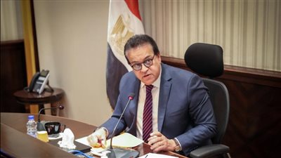 الصحة: توزيع 97 ماكينة غسيل كلوي و69 كرسي كلى على المستشفيات خلال الشهر الماضي