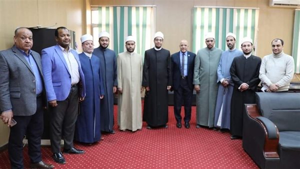 أعضاء مركز الأزهر