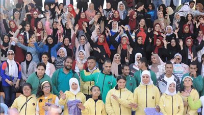 165 طالبًا بجامعة القاهرة يشاركون باليوم الرياضي لوحدة مناهضة العنف ضد المرأة