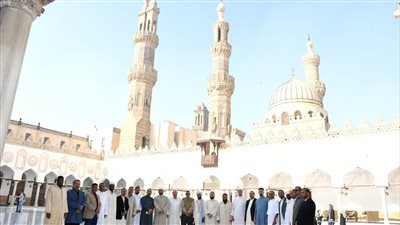  أئمة ووكلاء وزارة الشئون الدينية والأوقاف بدولة الجزائر في زيارة للجامع الأزهر