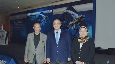 نائب رئيس جامعة عين شمس يشارك في المؤتمر الدولي الأول لتطبيقات الاستشعار من البعد | صور