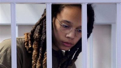 التبادل تم في أبو ظبي.. إطلاق سراح الأمريكية بريتني جرينير والروسي فيكتور بوت بوساطة سعودية - إماراتية