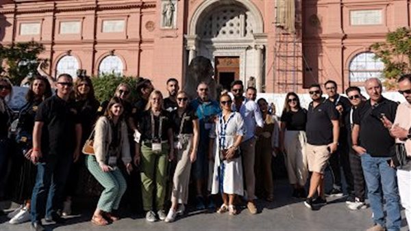 السياحة تستضيف مجموعة