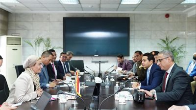 أحد المشروعات الاستثمارية الخضراء.. البيئة تناقش مشروع الملاذ الأمن للمحميات بالفيوم 
