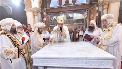 البابا تواضروس الثاني يدشن كنيسة العذراء والملاك بالإسكندرية