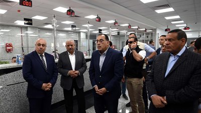 مدبولي: الدولة لا تدخر جهدا في تطوير العمل الإداري لتحسين جودة الخدمات للمواطن