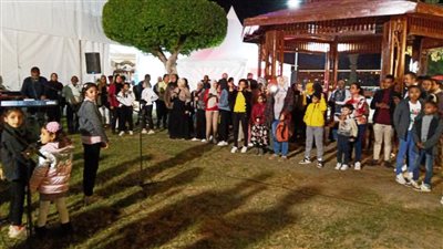 شهد أكبر عملية بيع للمنتجات اليدوية والتراثية.. معرض أيادي مصر بأسوان يواصل فعالياته في اليوم الختامي