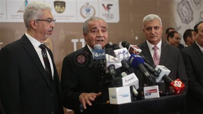 وزير التموين يعلن رفع كافة الرسوم على تصدير المشغولات الذهبية