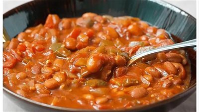 طريقة عمل الفول المدمس الأحمر.. نصائح مهمة عند إضافة الباكينج بودر