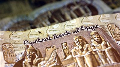 ادعم عملة بلدك.. رابطة تجار السيارات تطلب وقف شراء الدولار من السوق السوداء لمدة شهر