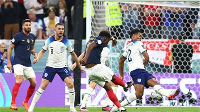 تشواميني يستفز ميسي: مبابي هو أفضل لاعب في العالم.. ولا داعي للقلق بشأن الأرجنتيني