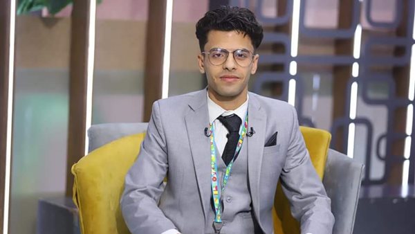 الطالب محمود السيد