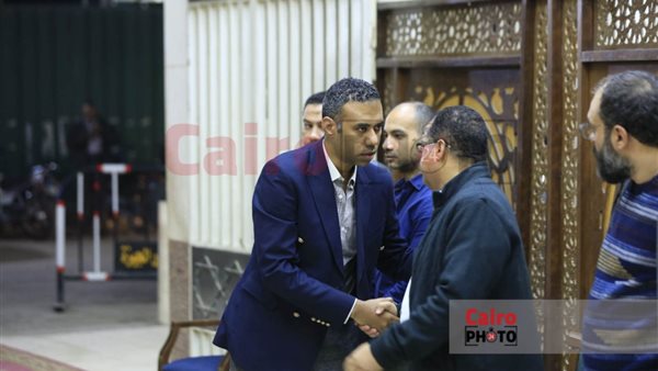 الكاتب الصحفي محمود