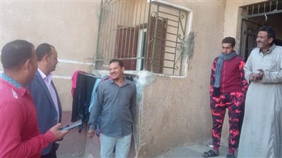 رئيس مدينة ببا ببني سويف يسلم وحدة سكنية لمواطن مراعاة لظروفه الإنسانية ببني سويف 