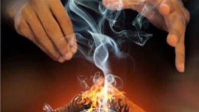 ضبط دجال يستقطب ضحاياه من السيدات عبر صفحات التواصل الاجتماعي بسوهاج | بث مباشر