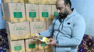 ضبط 200 كرتونة منظفات وطن أعلاف دواجن مجهولة المصدر ببني سويف