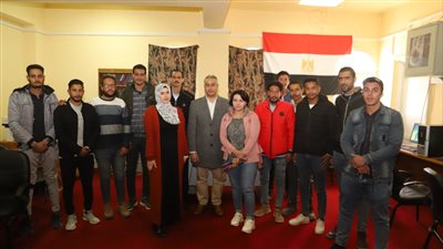 وزير القوى العاملة يوجه بسرعة توفير وحدة متنقلة لتدريب بدويات سانت كاترين على المشغولات اليدوية