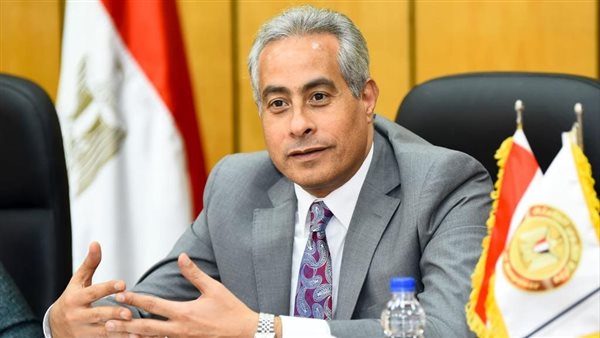 وزير القوى العاملة