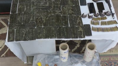 مصرع زعيم عصابة وإصابة زوجته خلال تبادلهما إطلاق النيران مع الشرطة بالدقهلية 