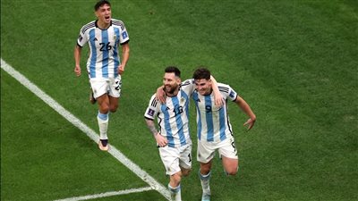 نلعب من أجل ميسي.. ماذا قال لاعبو الأرجنتين بعد التأهل إلى نهائي كأس العالم 2022؟