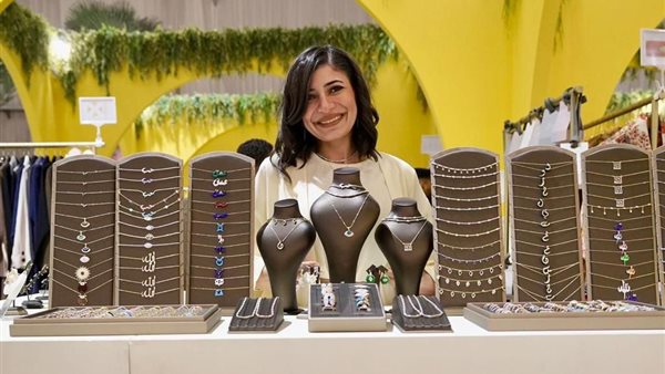  أكبر تجمع في الشرق