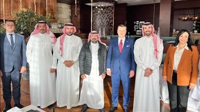 عيسى يلتقي مدير العلاقات الدولية بالسياحة السعودية لتفعيل عدد من المبادرات 