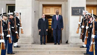 السيسي يزور البنتاجون.. ووزير الدفاع الأمريكي يؤكد على جهوده لتحقيق الأمن والاستقرار في الشرق الأوسط