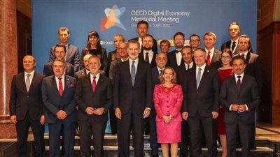 وزير الاتصالات: نتعاون مع المجتمع الدولي في تنفيذ الاستراتيجية الوطنية للذكاء الاصطناعي