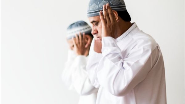 الصلاة_ تعبيرية