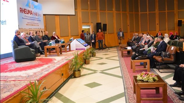 جامعة أسيوط 