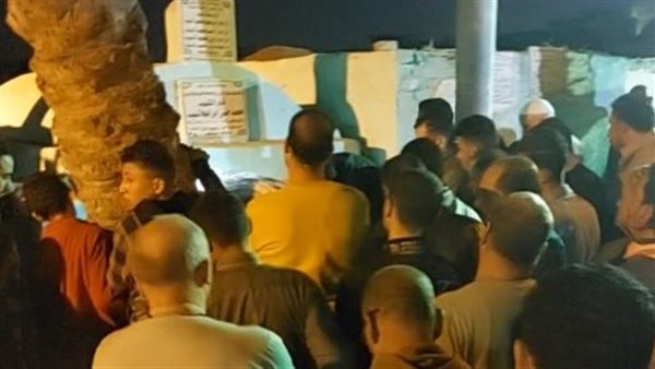 انهيار منزل من الطوب