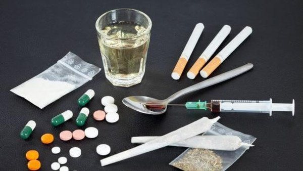 مخدرات- تعبيرية 