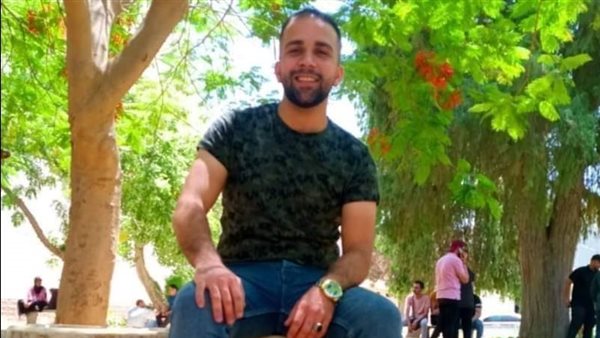 الشاب المتوفى