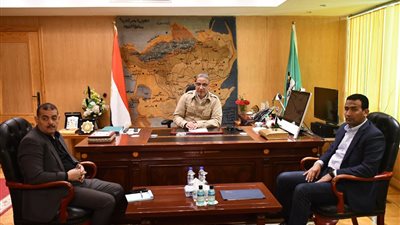 محافظ الفيوم يوجه بتكثيف الحملات والمتابعة الميدانية لمراقبة الأسواق وضبط الأسعار