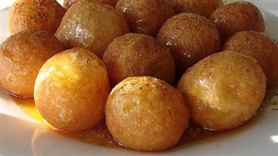 طريقة عمل الزلابية من غير نشا.. خطوات سهلة 